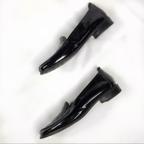 stuart weitzman patent leather loafers